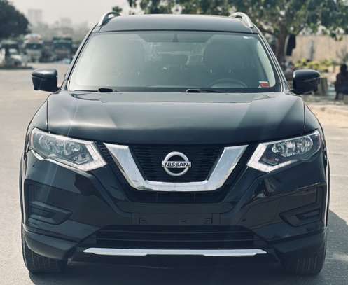 Nissan rogue 2017 image 1