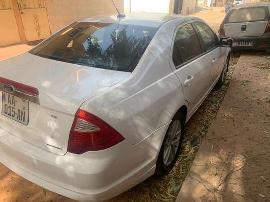 Ford Fusion image 5