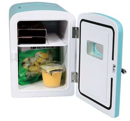 Mini réfrigérateur marque FRIGIDAIRE de 4 litres image 6