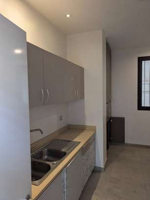 Appartement F4 à louer Centre Ville en face Pullman image 7