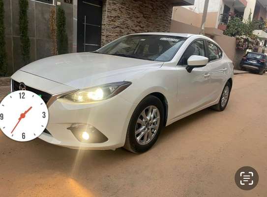 Location Mazda 3 image 2