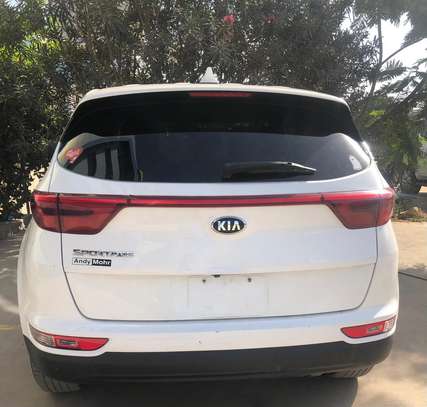 Kia sportage 2018 image 1