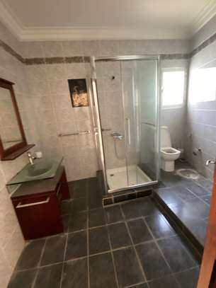 Maison à louer aux Almadies image 3