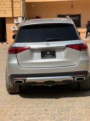 Mercedez Benz Class GLE 350 image 10
