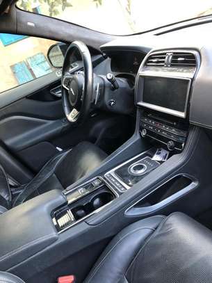 JAGUAR F-TYPE 2019 image 2