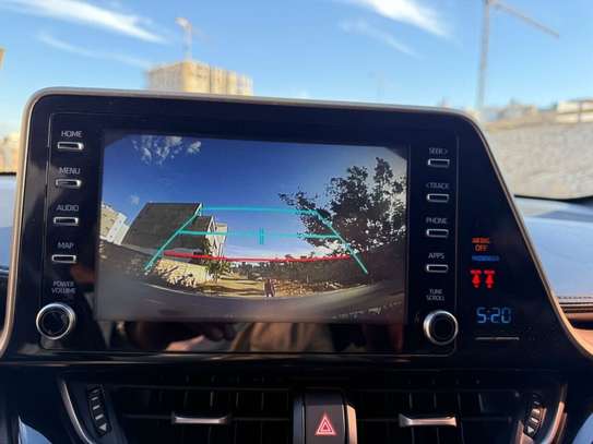 TOYOTA C-HR 2019 image 3