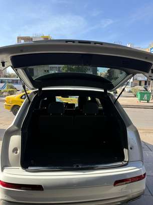 Audi Q7 2017 image 3