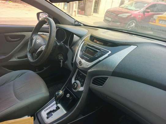 Hyundai elatra 2012 a chete 00 kilimétre tout neuf image 2