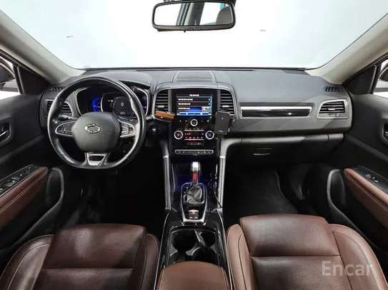 Renault image 6