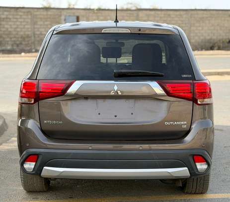 Mitsubishi Outlander 7 places 2016 image 11