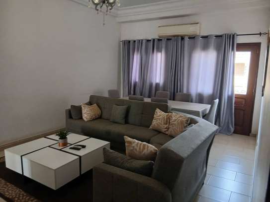 F3 MEUBLÉ A LOUER A LA PLACE DE L'INDEPENDANCE image 3