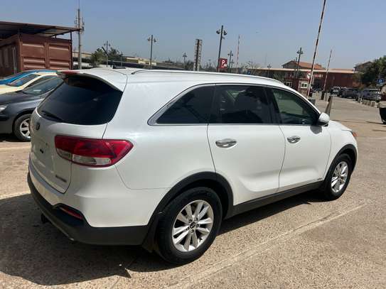 Kia Sorento 2016 image 1