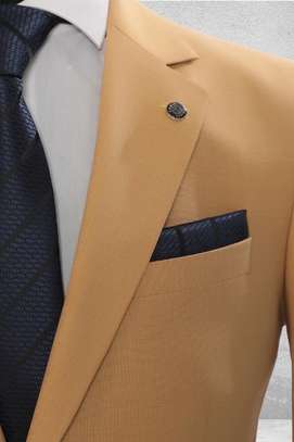 Ensembles Costumes Haut de Gamme image 4