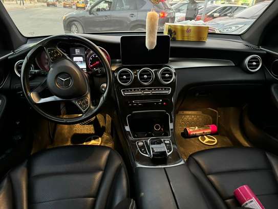 Mercedes glc300 2016 image 6