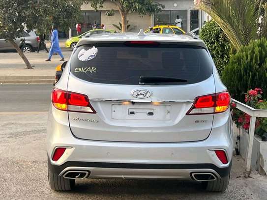 Hyundai Santafe maxcruz 7 places image 13