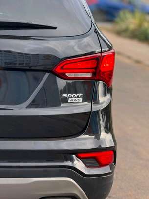 HYUNDAI SANTAFÉ AWD 2017 image 8