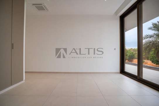 APPARTEMENT F5 AVEC VUE SUR MER – FANN RÉSIDENCE image 4