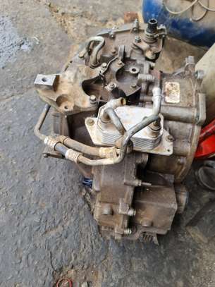 BOITE AUTOMATIQUE en  très bon état FORD ESCAPE 1.6... 4×4 image 3