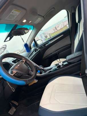 Ford fusion se  Année 2016 image 10