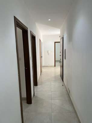 Appartement F4 à louer au Point E image 4