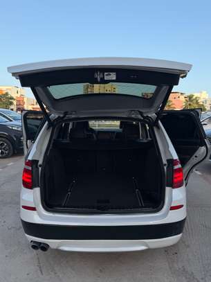 BMW X3 xDrive28i xLine image 14