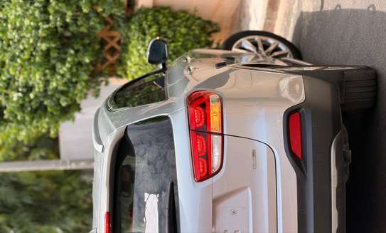 Kia sorento image 2