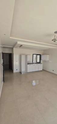 STUDIO A LOUER A NGOR-ALMADIES RECASEMENT image 8