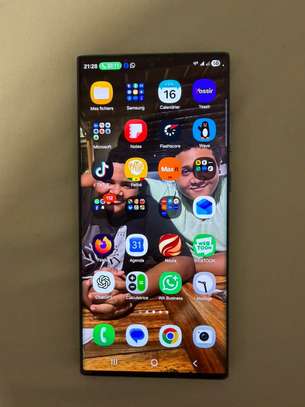 Samsung Galaxy S22 Ultra 256 gigas image 2