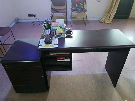 Bureau avec caisson image 3