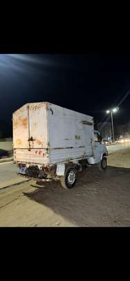 Camion tata image 3