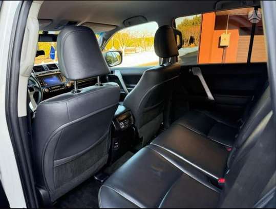 TOYOTA PRADO Année:2017 image 6