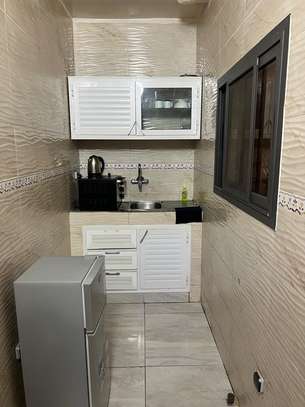 Studio meuble a louer Sicap Foire image 7