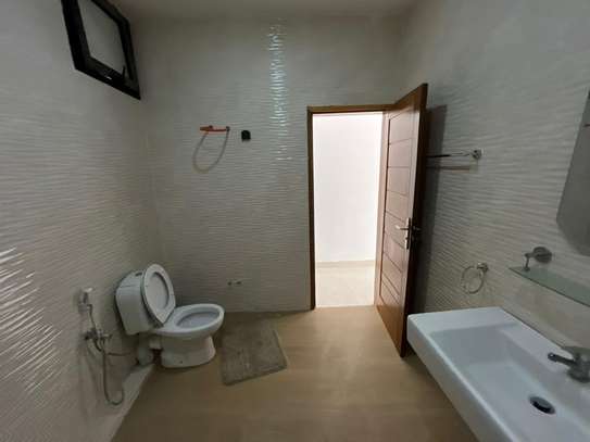 Appartement F3 à louer aux Almadies image 3