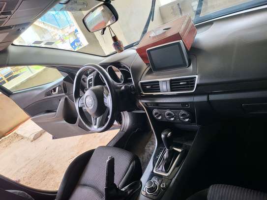 Mazda 3 image 4