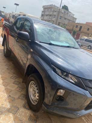 Mitsubishi L200 2021 image 3