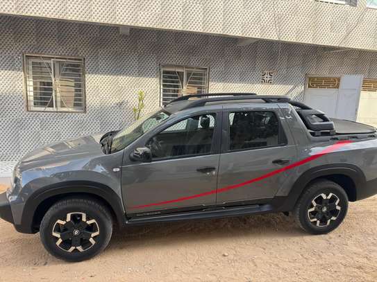 RENAULT DUSTER OROCH 2017 image 3