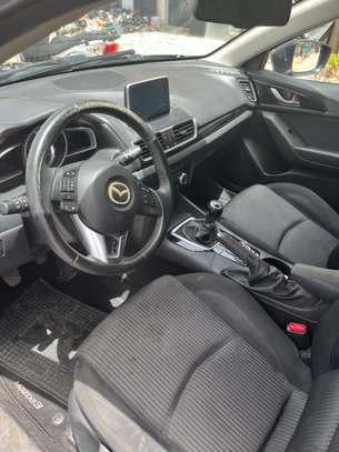 Mazda 3 année 2016 image 4