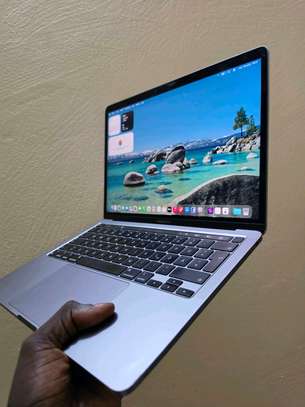 MacBook pro M2 image 3