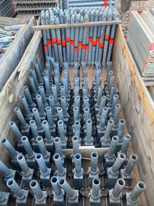 Lot serre-joints à vis métal rouge gris robustes image 7