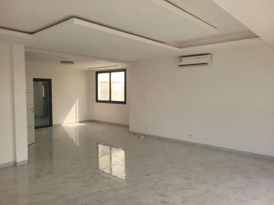 Trois chambres à louer par mois image 11