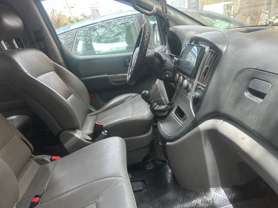 Hyundai Starex 2014 image 9