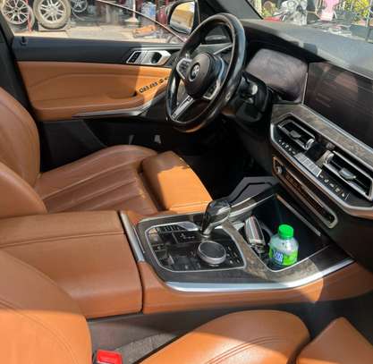 Bmw x5 2019 image 5