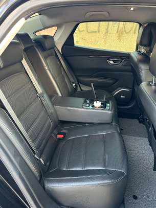 À louer Renault Sm6 essence 2.0 image 12