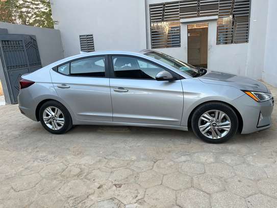 Hyundai Elantra 2020 image 3