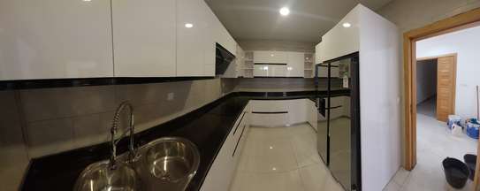 Appartement neuf vue mer à louer aux almadies image 14