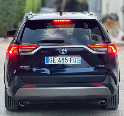 Toyota rav4 année 2022 image 7