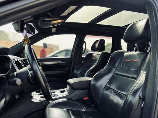 Jeep grand Cherokee trailhawk image 8