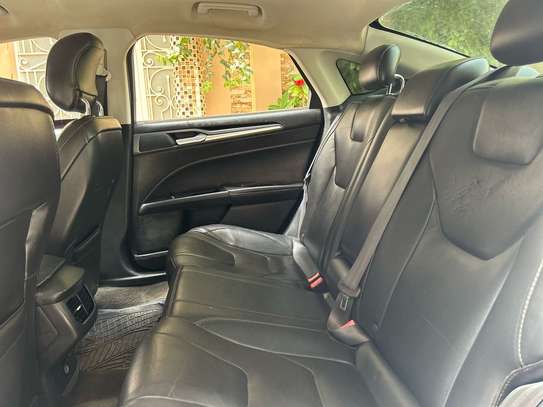 Ford fusion titanium image 8