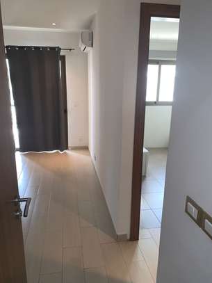 splendide appartement F4 à louer à Ngor Almadie image 5