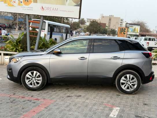 PEUGEOT 3008  ANNÉE : 2018 image 5
